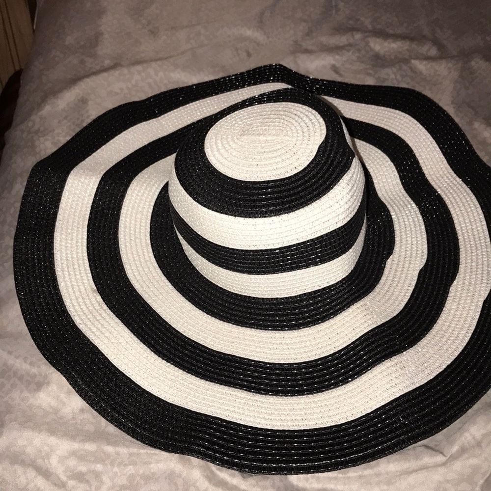 Vacation hat